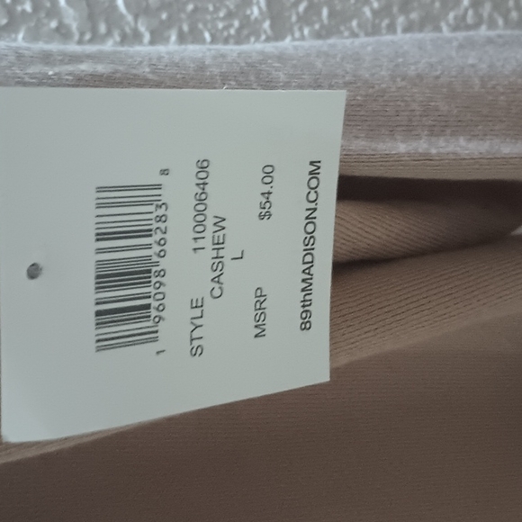 Too big - Picture 3 of 3